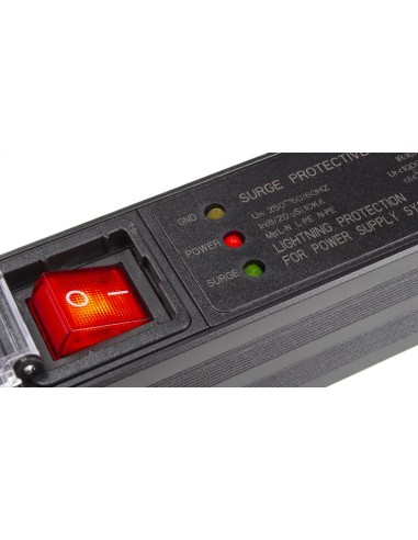 Regleta rack 19" 6 X Schuko con protección sobrecarga (detalle led protección)